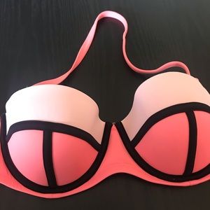 Victoria’s Secret bikini top